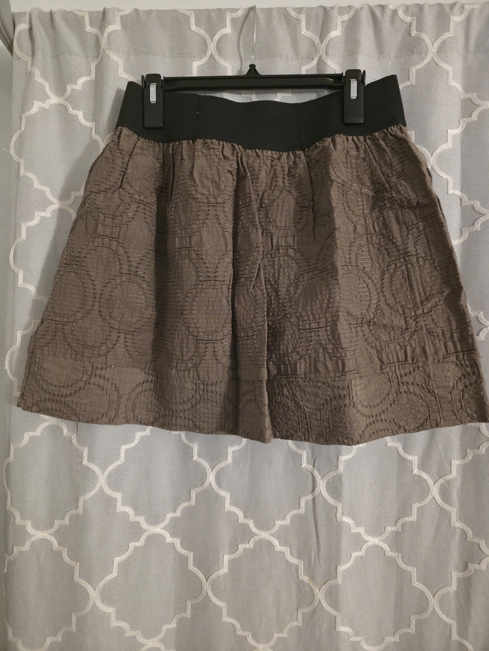 SimlpyVera ByVera Wang Textured A-Line Skirt in Brown with Black Waistband